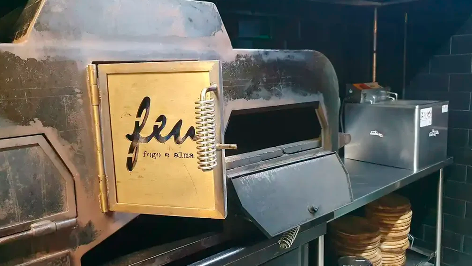 RESTAURANTE FEU - FOGO E ALMA — RESTAURANTE DE COZINHA RÚSTICA
